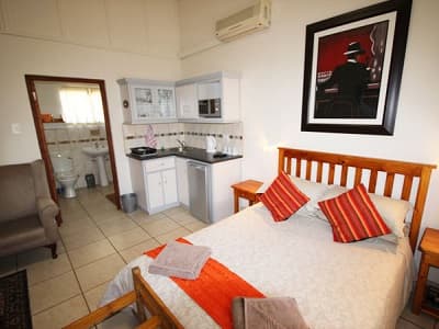 Donkin Country House