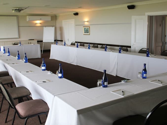 Blue Bay Lodge